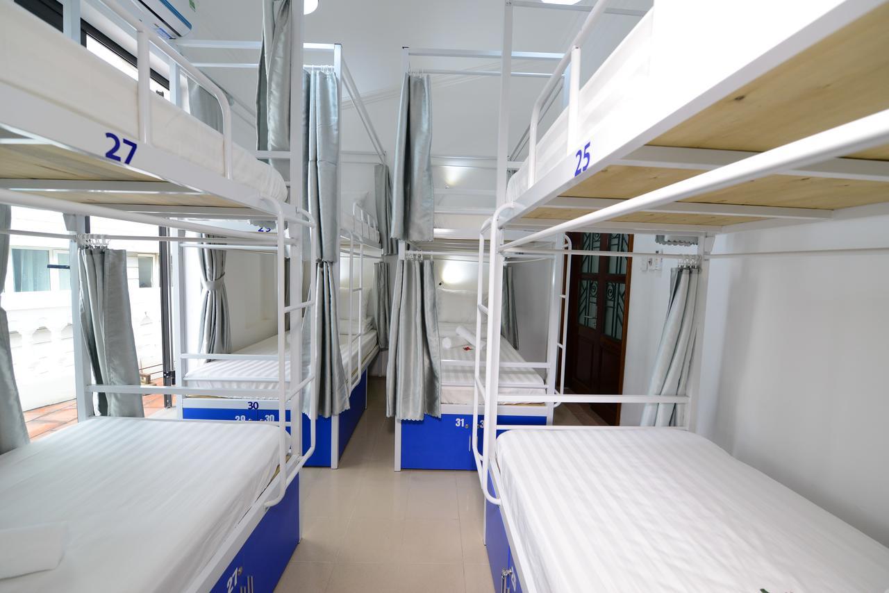 Pillow Backpacker Hostel (Adults Only) Hanoï Extérieur photo