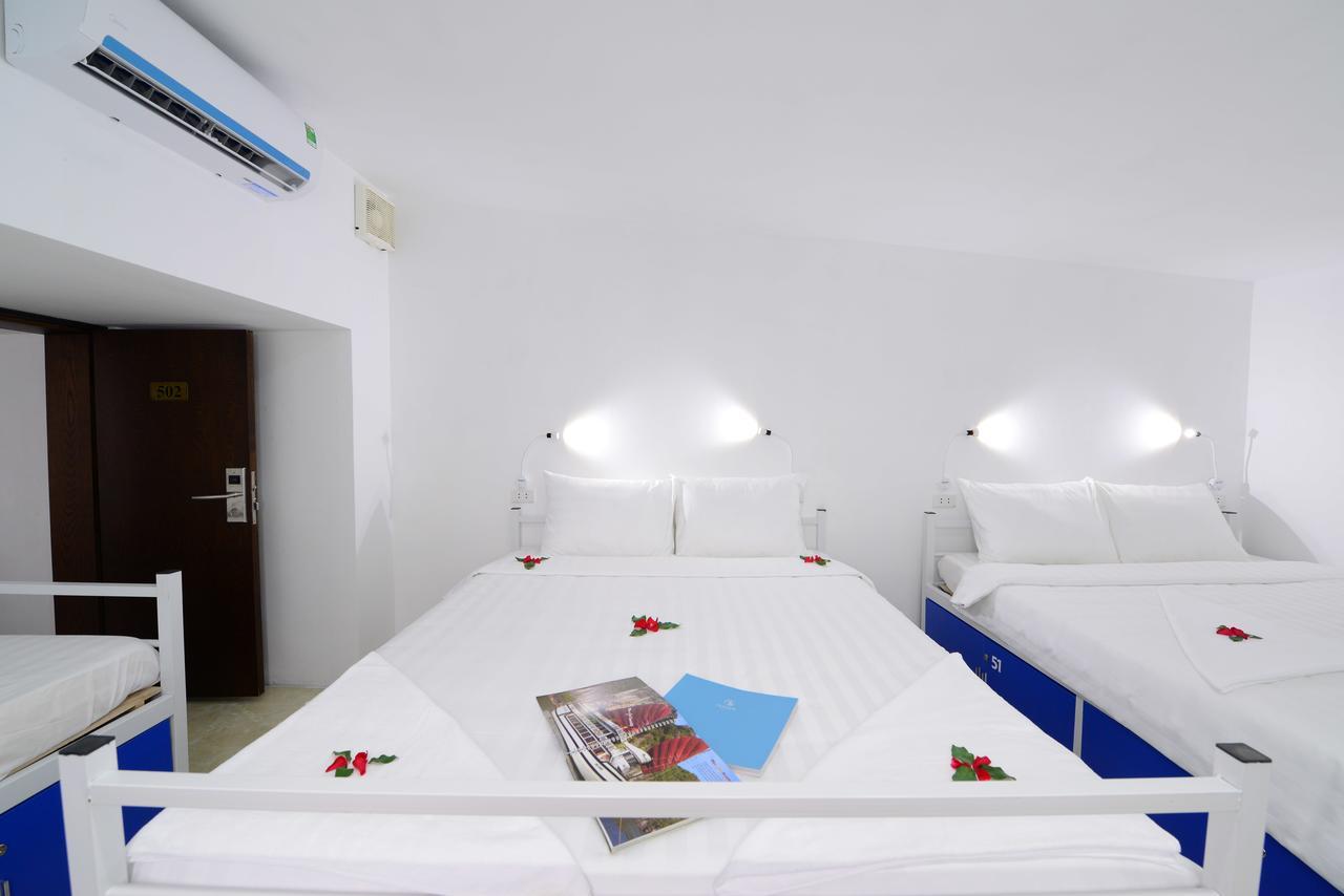 Pillow Backpacker Hostel (Adults Only) Hanoï Extérieur photo